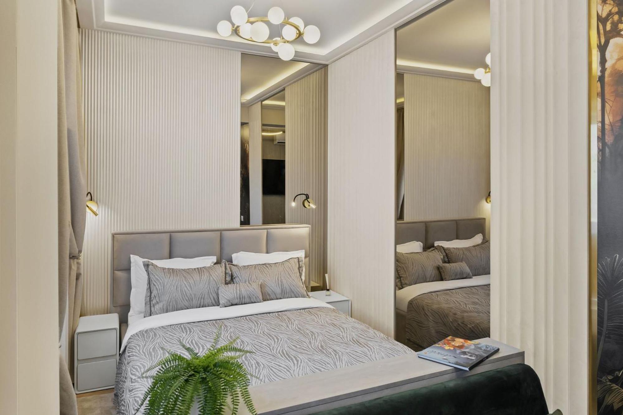 Studio Jungle Breath - City Centre Bucureşti Ngoại thất bức ảnh